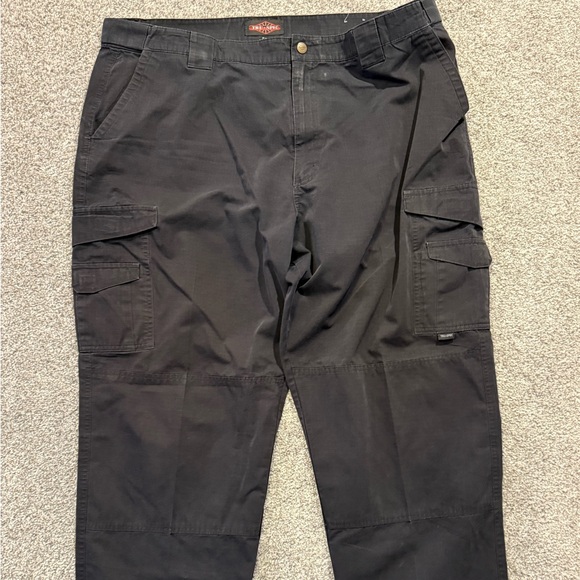Tru-Spec Tactical Cargo Pants Mens 44x34 Black Utility Pockets Double‎ Knee * - Picture 1 of 11